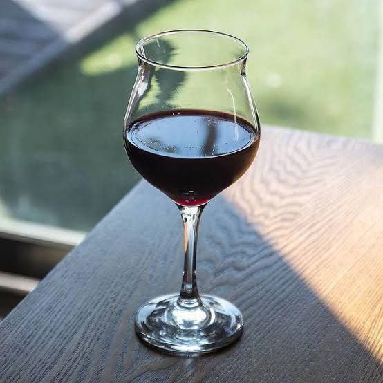 Wavy Glassware Set – 6 Pieces