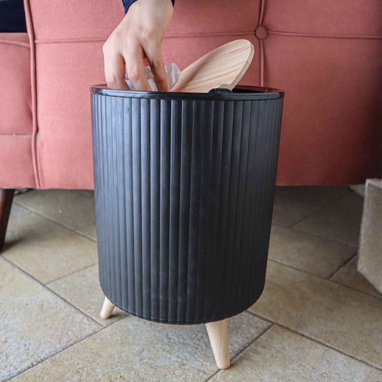 Modern Plastic Waste Basket – 8.5 L
